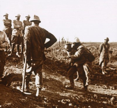 جندي مصاب ، هوت شيفوتشي ، شمال فرنسا ، c1914-c1918 بواسطة غير معروف