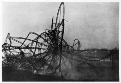 Zeppelin LZ4 بعد كارثة Echterdingen ، ألمانيا ، 1908 1933 بواسطة غير معروف