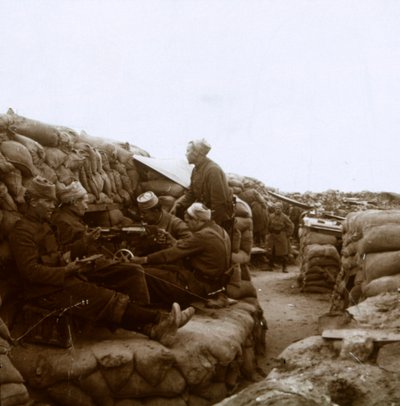 الزواف بالقرب من نهر Yser ، Nieuwpoort ، فلاندرز ، بلجيكا ، c1914-c1918 بواسطة غير معروف