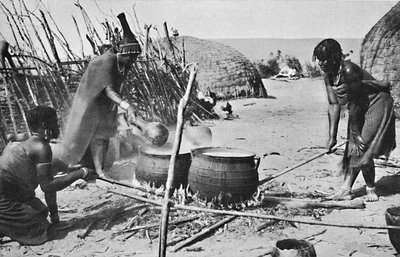 شريك زولو تخمير البيرة ، ناتال ، 1912 بواسطة غير معروف
