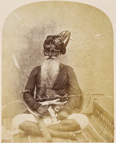 أكالي ، السيخ ديبوتي من لاهور ، لا. 225 من "وجوه الهند" ، حانة. 1872 (صورة بني داكن) بواسطة غير معروف
