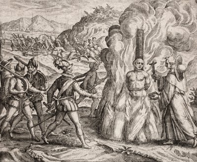 Description of the crimes inflicted on the Indians by the Spanish colonists - Conquistadors burning at the stake an Indian who refused to convert to the Catholic faith. Religious of the Franciscan Order (engraving) ""Narratio regionum indicarum per Hispano بواسطة غير معروف