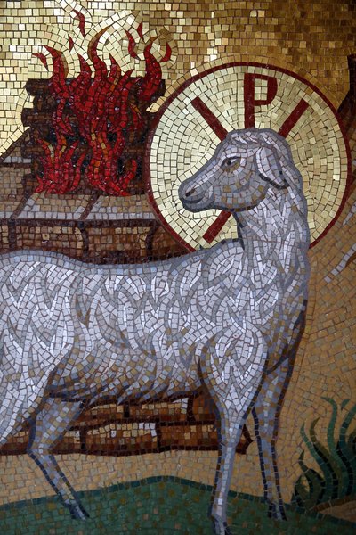 دير كيكوس ، قبرص. فسيفساء Lamb of God ، 20150510 ، بيدولاس ، قبرص بواسطة غير معروف