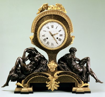 ساعة المانتل مع شخصيات ليلا ونهارا ، بقلم جان أندريه ليباوت (1720-88) ، باريس (برونزية مطلية بالذهب) بواسطة غير معروف