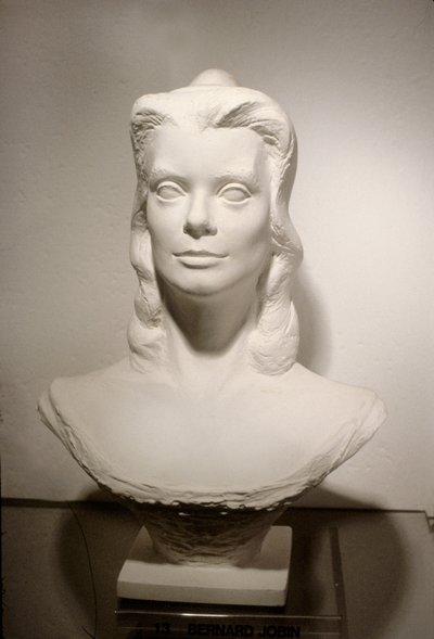 Marianne as Catherine Deneuve بواسطة غير معروف