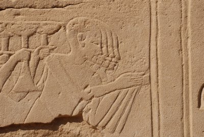 الرؤوس المتعددة ، الكرنك ، الأقصر ، مصر (صورة) بواسطة غير معروف