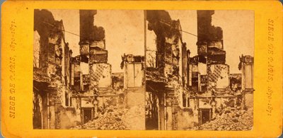 حصار باريس (1871): منظر للمدينة أثناء حصار البروسيين للمدينة بين 20/09/1870 و 28/1/1871. صورة QV. طباعة على كرتون خافت. 17x6،9 سم بواسطة غير معروف