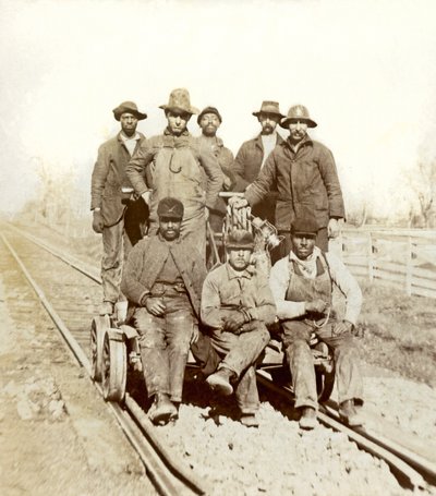 عمال السكك الحديدية ، جالاتين ، تينيسي ، c.1895 (b / w photo) بواسطة فنان غير معروف