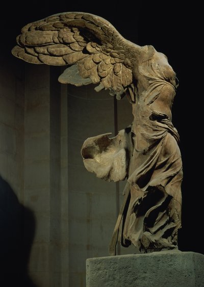 انتصار Samothrace (رخام باريان) (انظر أيضًا 94601-02 و 154093) بواسطة غير معروف