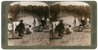 المعمودية في نهر الأردن ، فلسطين ، 1903. بواسطة أندروود أند أندروود