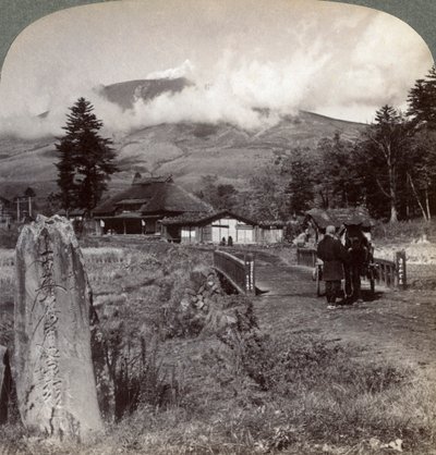 جبل أساما أساماياما ، أكبر بركان نشط في اليابان ، شمال غرب كاتسوكي ، 1904. بواسطة أندروود أند أندروود