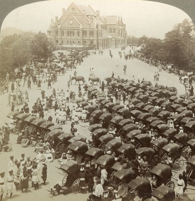 عربات الريشة قبل كنيسة المسيح ، سيملا ، الهند ، 26 يونيو 1902. بواسطة أندروود أند أندروود