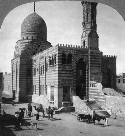 مسجد ضريح السلطان قايتباي ، القاهرة ، مصر ، 1905. بواسطة أندروود أند أندروود