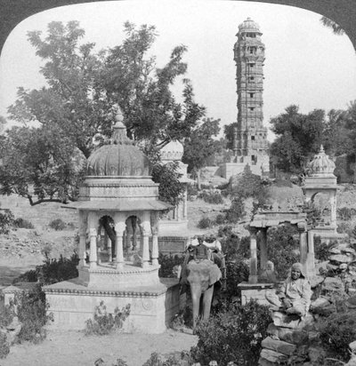 برج النصر و cenotaphs الملكية ، Chittaurgarh ، الهند ، 1904. بواسطة أندروود أند أندروود