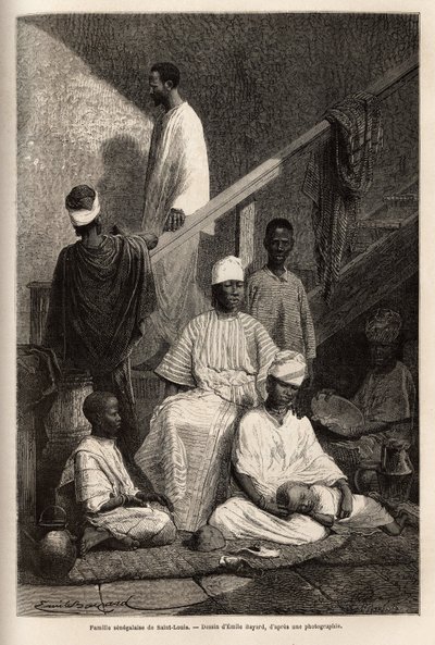 عائلة سنغالية من سانت لويس (سانت لويس). نقش لتوضيح رحلة بحرية على ساحل إفريقيا ، قام به نائب الأدميرال فلوريو دي لانجل ، عام 1868 ، نُشر في "" Le tour du monde "" "1872 ، تحرير إدوارد شارتون ، طبعة Hachette ، باريس. شركة سيلفا بواسطة فنان غير معروف