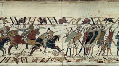 غزو إنجلترا بواسطة ويليام الفاتح (1027-1087) في عام 1066 ، مشهد قتالي بين سلاح الفرسان النورمانديين يحمل المشاة السكسونيين للملك هارولد الثاني ملك إنجلترا تفاصيل بايو نسيج أو تطريز الملكة ماتيلد بواسطة فنان غير معروف