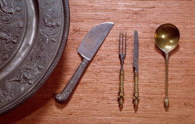 Cutlery (fork, knife, spoon) from the Renaissance period. 16th century Paris, decorative arts بواسطة فنان غير معروف