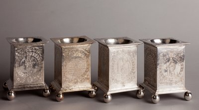أربع خلايا ملح: من اليسار إلى اليمين: 1636 (الفاتورة AG 0024) بواسطة فنان غير معروف