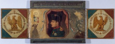 "لو ديزيريه دي لا فرانس". صورة شخصية للويس الثامن عشر وصورة خفية لنابليون، حوالي عام 1815 (لوحة زيتية على قماش، مثبتة على ورق مقوى) بواسطة فنان غير معروف