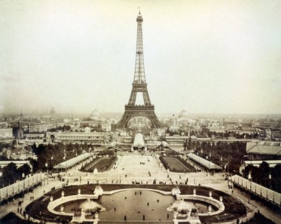 منظر للمعرض العالمي لعام 1889 في باريس وبرج إيفل. بواسطة فنان غير معروف