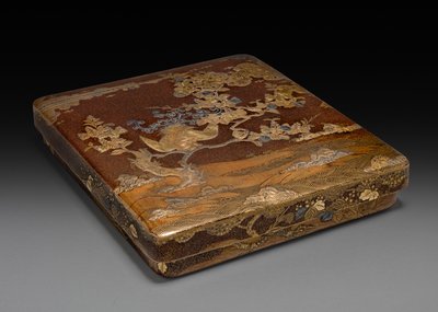 صندوق الكتابة (Suzuribako) مع Phoenix في Paulownia بواسطة فنان غير معروف