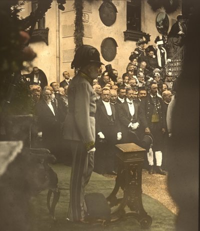  بواسطة مصور غير معروف