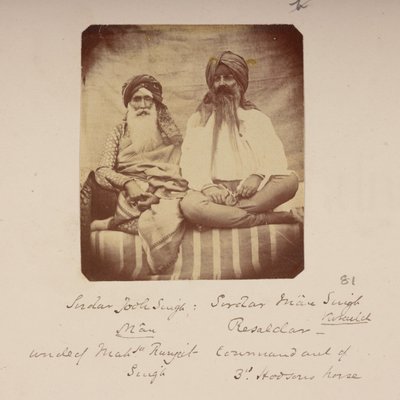  بواسطة مصور غير معروف