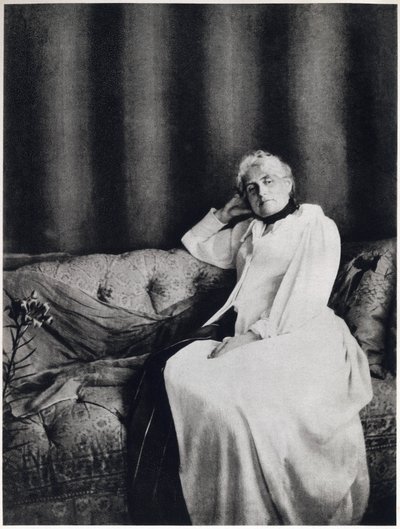 صورة بيرثي موريسو ، حوالي 1893 (صورة بالأبيض والأسود) بواسطة مصور غير معروف