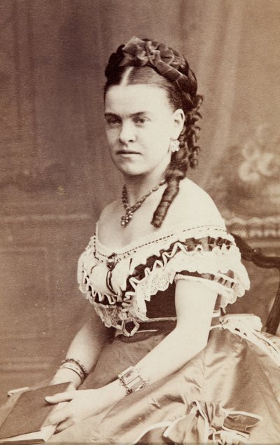 صورة إديث وين ، حوالي عام 1860 (صورة بالأبيض والأسود) بواسطة مصور غير معروف