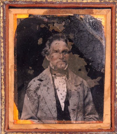 صورة لرجل. Daguerreotype (Daguerre) تحت الإطار حوالي عام 1850. بواسطة مصور غير معروف