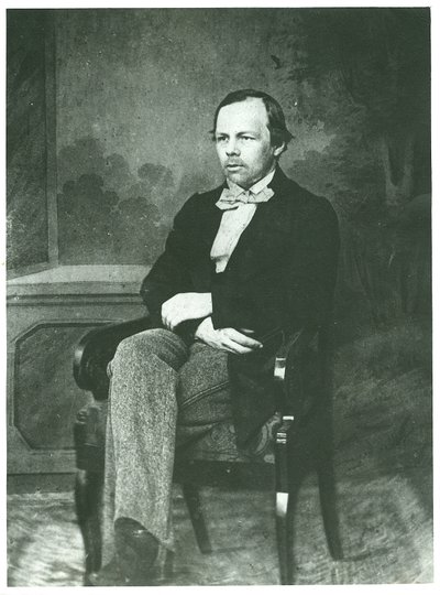 صورة شخصية للمؤلف فيودور ميخائيلوفيتش دوستويفسكي (1821-1881) ، مجهول بواسطة مصور غير معروف