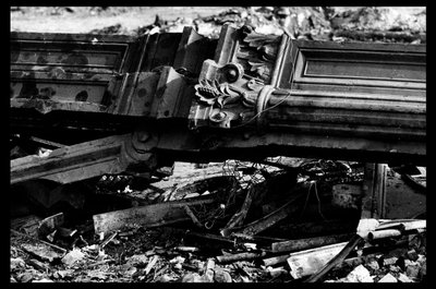 هدم السوق المركزي في باريس ، في أغسطس 1971 (b / w photo) بواسطة فيكتور بالتارد
