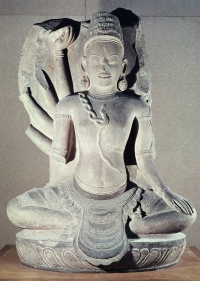 Shiva مع عشرة أذرع ، من معبد Thap Banh It ، Binh Dinh ، فيتنام ، القرن 11 إلى 12 (الحجر الرملي) بواسطة المدرسة الفيتنامية