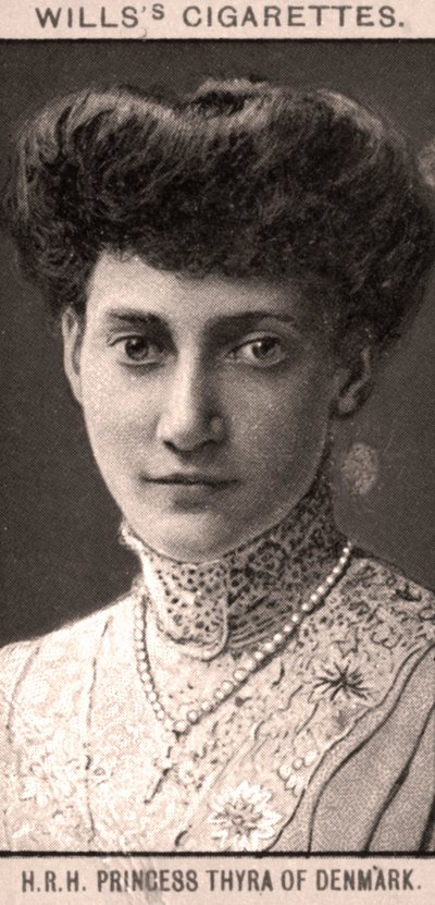 صاحبة السمو الملكي الأميرة ثيرا من الدنمارك ، 1908. بواسطة إرادة WD و HO