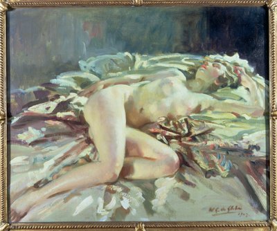 أنثى عارية مستلقية على السرير بواسطة Wilfred Gabriel de Glehn