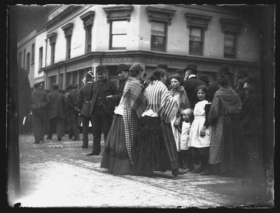 زاوية شارع Custom House وشارع Bute ، كارديف ، 1892. بواسطة وليام بوث
