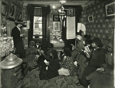 اللجنة الإنجيلية ، السيدة ويليامز ، 136 W. 99th Street ، Miss Broad Teaches ، 1916 بواسطة وليام ديفيس هاسلر