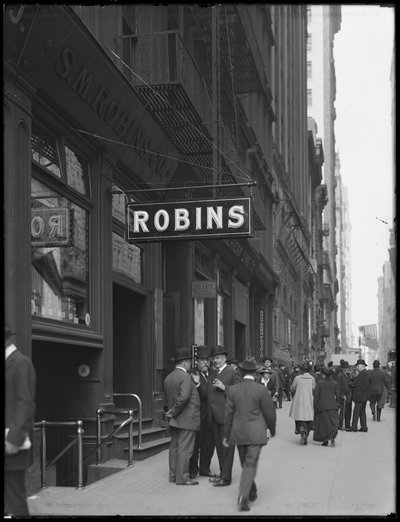 وقعت شركة SM Robins في 35 برودواي ، مدينة نيويورك ، 2 مايو 1916 بواسطة وليام ديفيس هاسلر