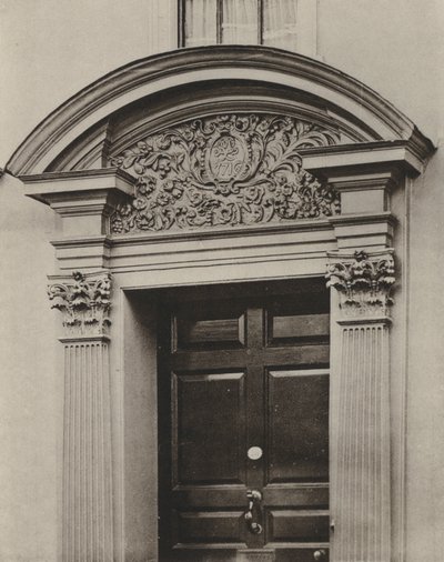 Doorway ، Pudding Lane ، Maidstone ، Kent (صورة b / w) بواسطة وليام جالسوورثي ديفي