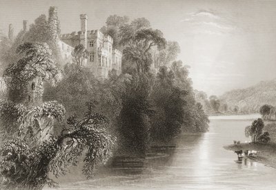 Lismore Castle، Lismore، County Waterford، Ireland، from "Scenery and Antiquities of Ireland" بقلم جورج فيرتو ، ستينيات القرن التاسع عشر بواسطة وليام هنري بارتليت