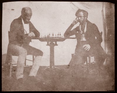 يفكر نيكولاس هينمان في تحركه في لعبة الشطرنج ، سبتمبر 1841 (طبعة من الورق الملحي من سلبية كالوتيب) بواسطة وليام هنري فوكس تالبوت