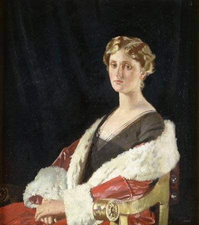 صورة لنانسي أوزوالد سميث ، جالسة نصف الطول ، في معطف أحمر مبطن بالفرو ، 1915 بواسطة وليام أوربن