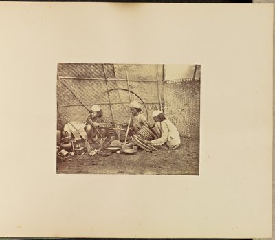 [حدادون] بواسطة Willoughby Wallace Hooper