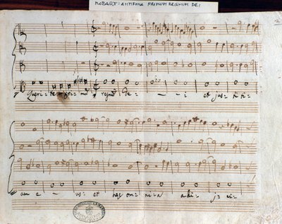 ابحث عن الصفحة الأولى من ورقة الموسيقى من قبل Mozart Kingdom للحصول على عنوان Accademico filarmonica (1770) بواسطة فولفغانغ أماديوس موزارت