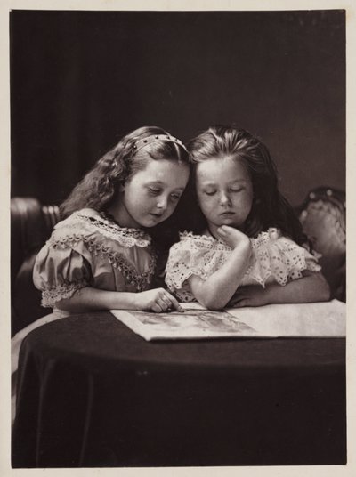 Maud and Ethel May Robinson, c بواسطة فريدريك (المرتبط ب) بارنارد