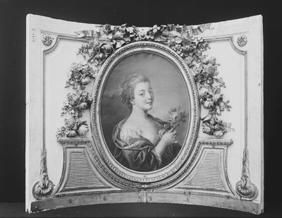 امرأة مع وردة واحدة من مجموعة ، 1770-90. بواسطة حوالي عام 1775. رسام فرنسي