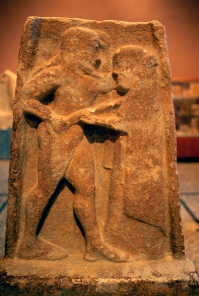 Stele with relief depicting Agamemnon and Clytemnestra, Greek civilization, 6th century BC بواسطة أو Magno Cesare Magni