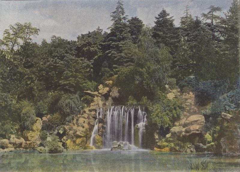 Bois de Boulogne، La Cascade (صورة ملونة) بواسطة (بعد) مصور فرنسي