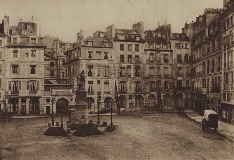 مكان دوفين ، هُدم جزء في عام 1875 (صورة بالأبيض والأسود) بواسطة (بعد) مصور فرنسي