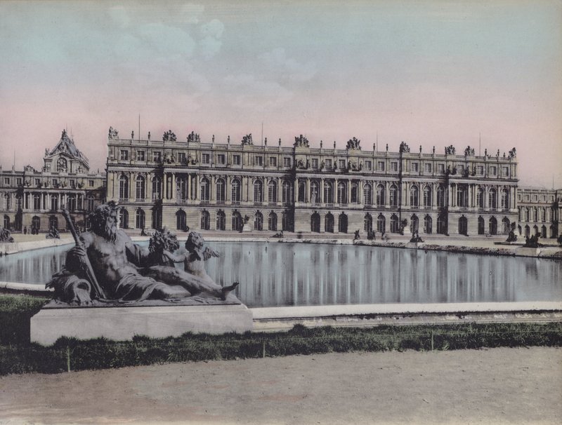 Le Chateau، View on the Park، The Castle، View on the Park (صورة ملونة) بواسطة (بعد) مصور فرنسي